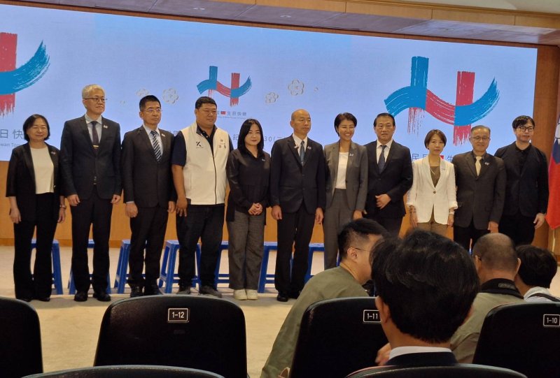 立法院長主持中華民國各界慶祝114年國慶記者會