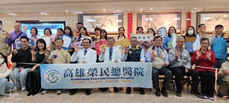 《竹意人生》張上緯（春富）水墨竹巡迴個展  走入高雄榮總　以竹韻墨境療癒人心