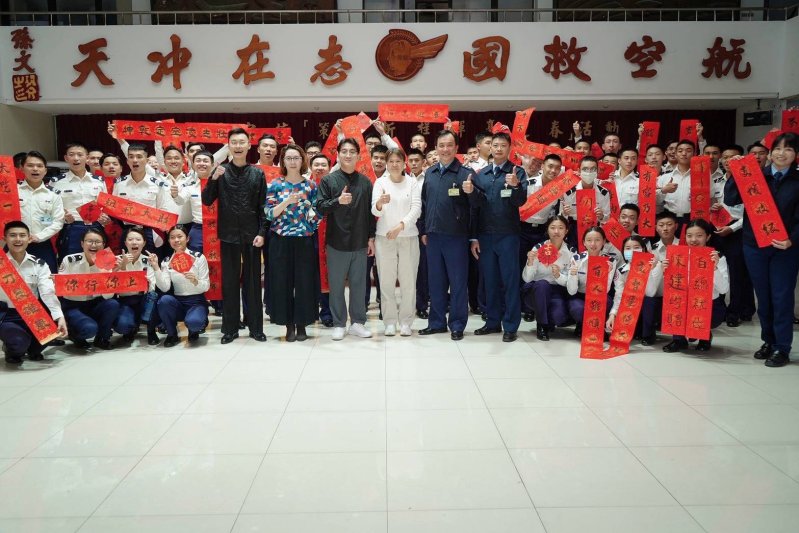 墨香傳情　空軍官校辦理「揮毫迎春」活動