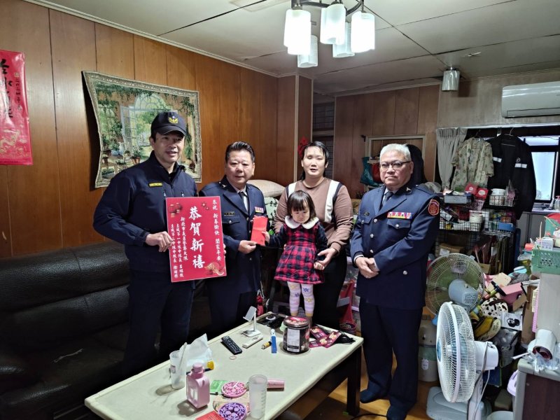 土城分局攜手義警民防 關懷脆弱家庭與急難個案 用行動守護社會溫度