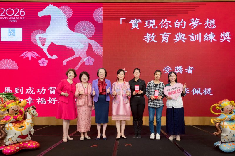 春暖高雄　蘭馨送愛迎新年  高雄市國際蘭馨交流協會新春團拜　三項社服行動溫暖啟動