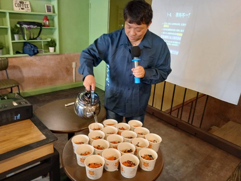 戰國武士魂：茶泡飯文化體驗」移民署讓新住民感受織田信長茶泡飯的能量