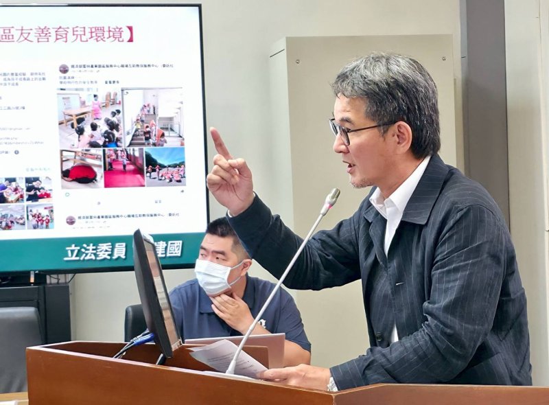 擴大產業園區托育服務 劉建國要求經濟部一個月內提具體計畫