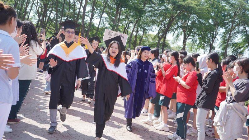 樹人醫專115級畢業典禮登場　醫界肯定育才成果勉勵畢業生以專業與溫度迎向未來