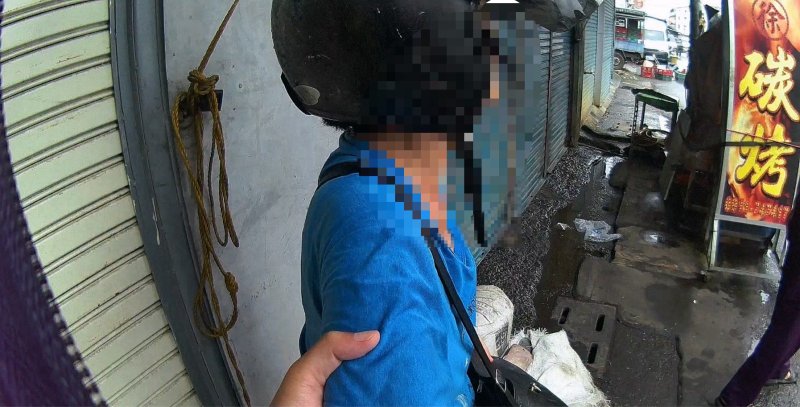 阿嬤騎車身體不適 溫馨內埔警協助返家