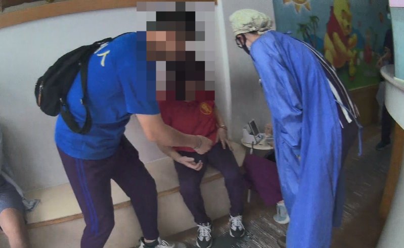 婦人就診突發中風徵兆 警急開道爭取黃金救治時間   