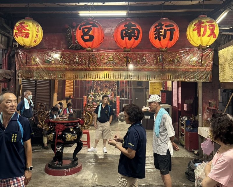 新南慈善會中元普渡化慈悲為行動 贈米助弱勢 讓善心延續