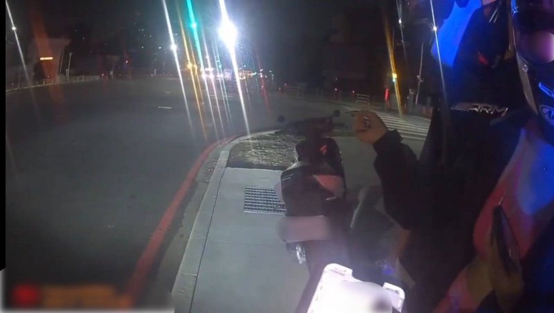 科技建警再添戰力！左營警AI眼睛辨識註銷車