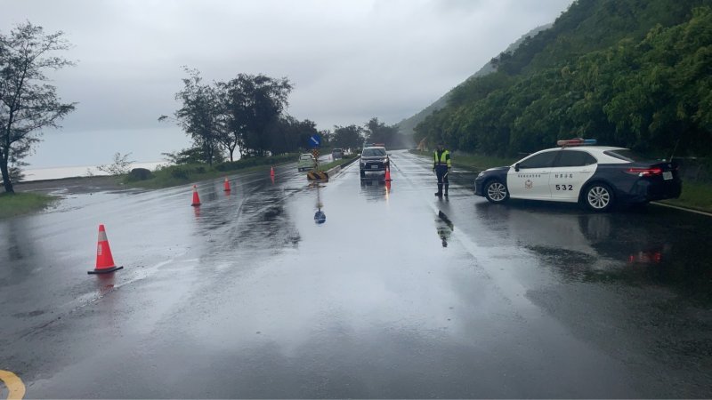 台1線枋山路段積水　枋警迅速交管守護用路安全  