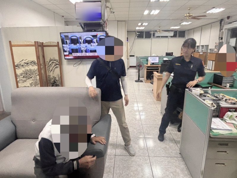 八旬翁迷途又挨餓　枋警暖心助返家
