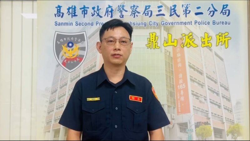 羊水破裂遇車潮急壞準爸爸  鼎山警爭分奪秒開道　5分鐘平安護送孕婦就醫