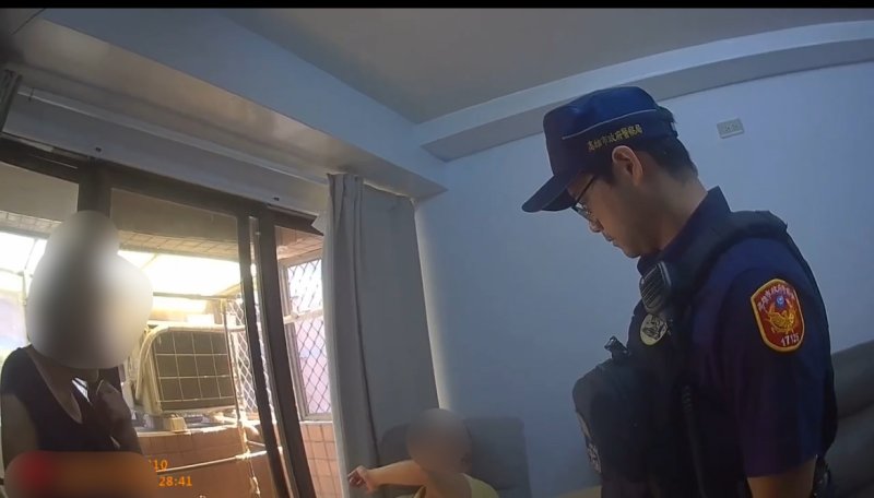 《暖警溫馨守護男子返家　耐心勸導一路陪伴解危》